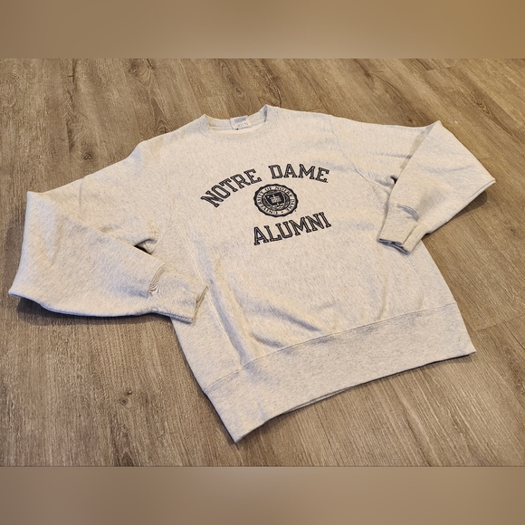 Vintage Champion Reverse Weave Notre Dame Alumni Sweatshirt Crewneck Mens Small - Picture 2 of 8